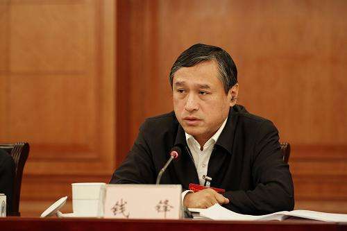 政府和市場將共同推動(dòng)碳排放與經(jīng)濟(jì)增長脫鉤